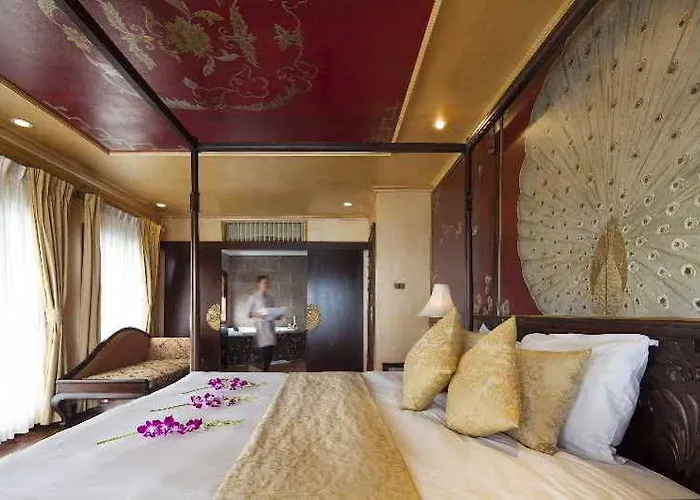  Heritage Line Violet Cruise - Bay & Lan Ha Bay Ha Long
