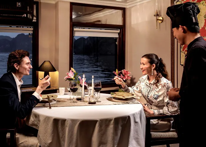Heritage Line Violet Cruise - Bay & Lan Ha Bay