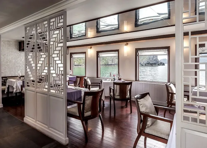 Heritage Line Violet Cruise - Bay & Lan Ha Bay
