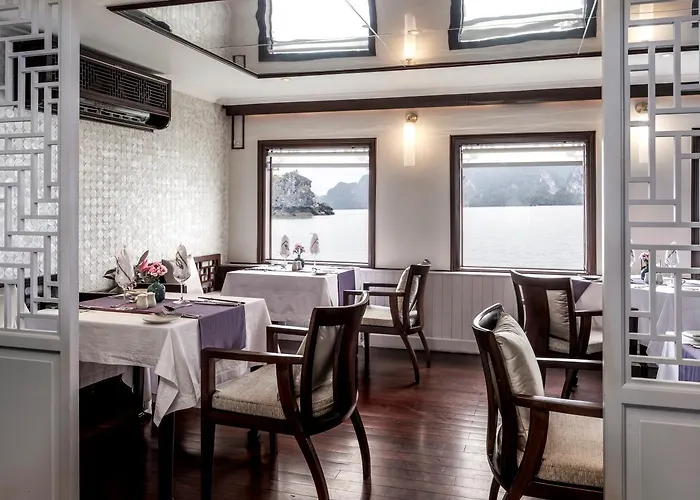  Heritage Line Violet Cruise - Bay & Lan Ha Bay