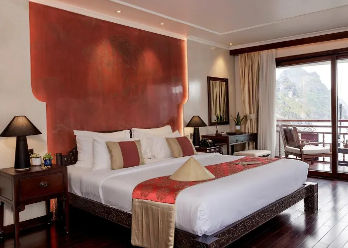  Heritage Line Violet Cruise - Bay & Lan Ha Bay 5*