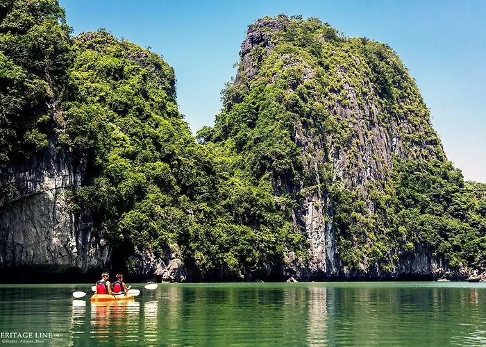 Heritage Line Violet Cruise - Bay & Lan Ha Bay 
