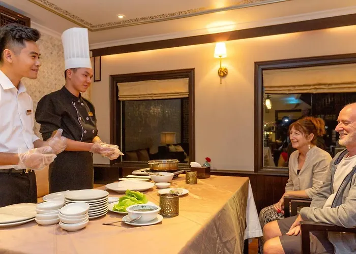 Heritage Line Violet Cruise - Bay & Lan Ha Bay  5*